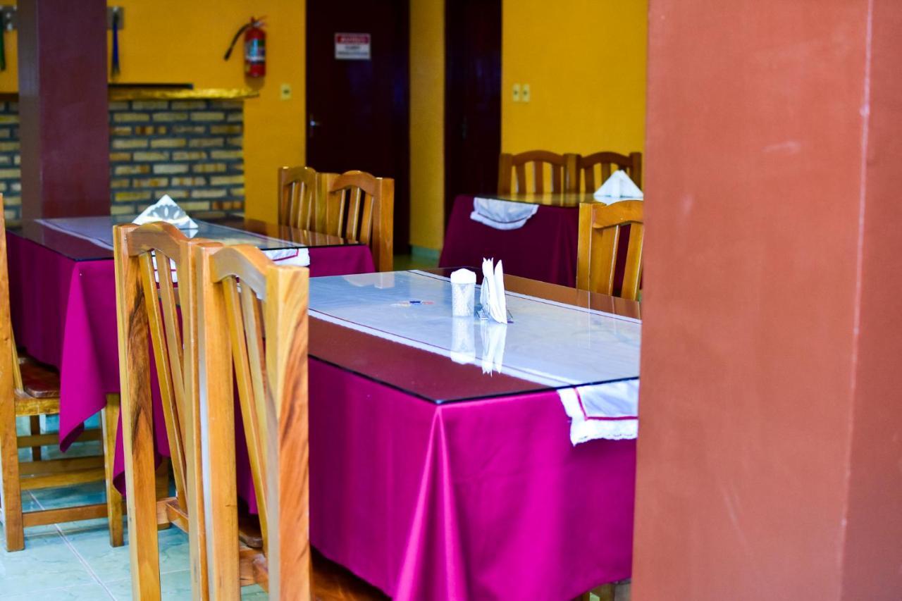 Palmas Park Hotel Y Restaurant Obligado Exterior photo
